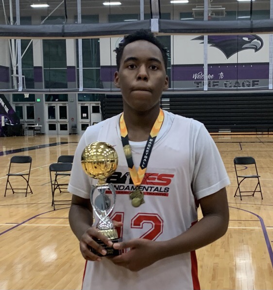 Oneonone with C/o 2026 Ahijah Eichelberger Middle School Elite